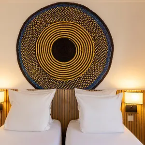 *** Otel Victoria Chatelet Fransa