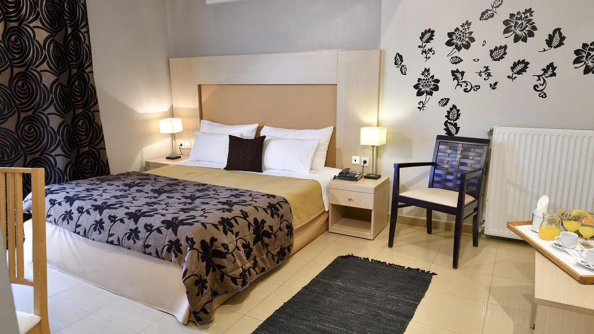 Four Seasons Hotel Trilofo
