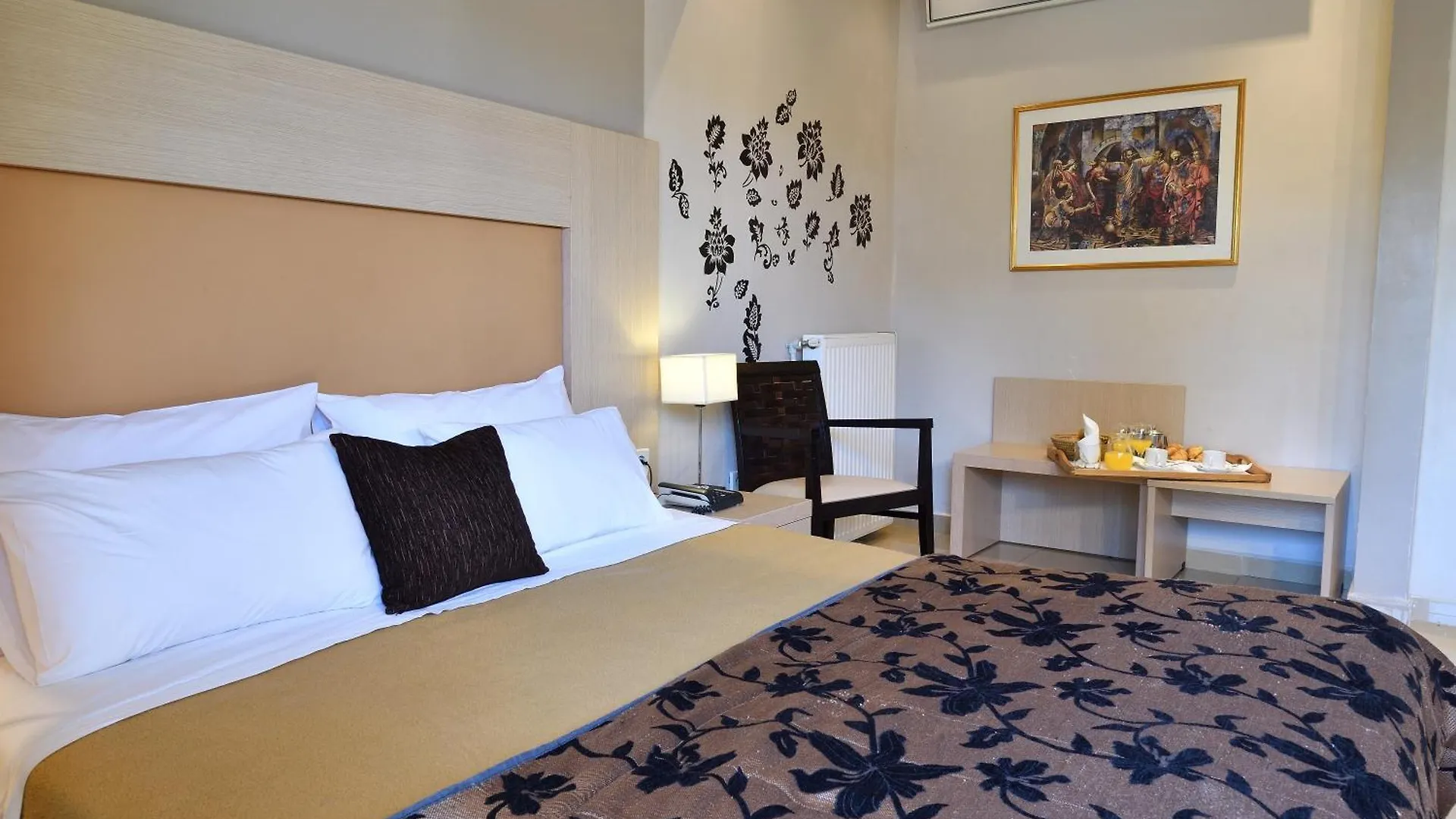 Four Seasons Hotel Trilofo