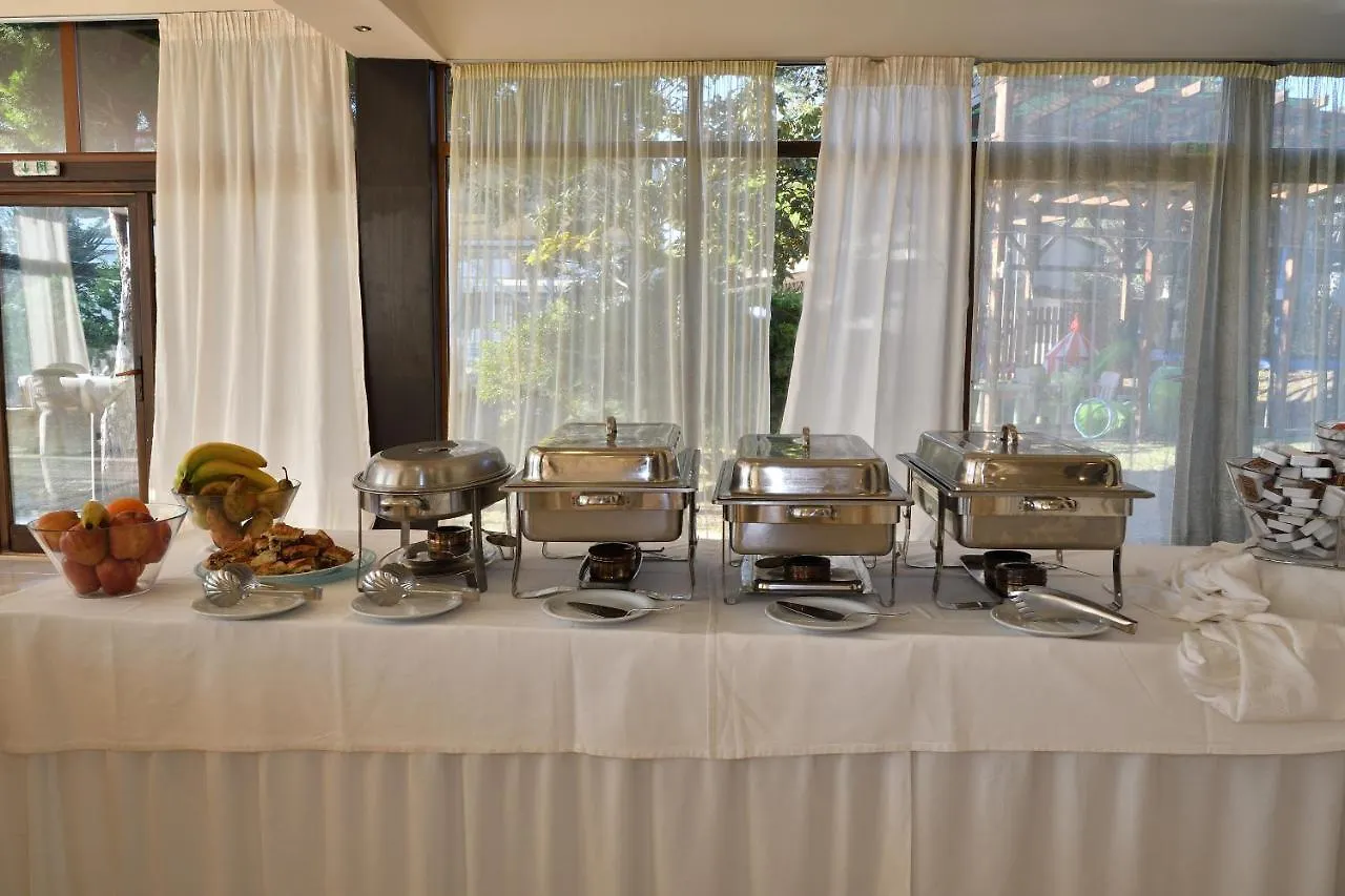 Four Seasons Hotel Trilofo  3*, Trilofo (Thessaloniki)