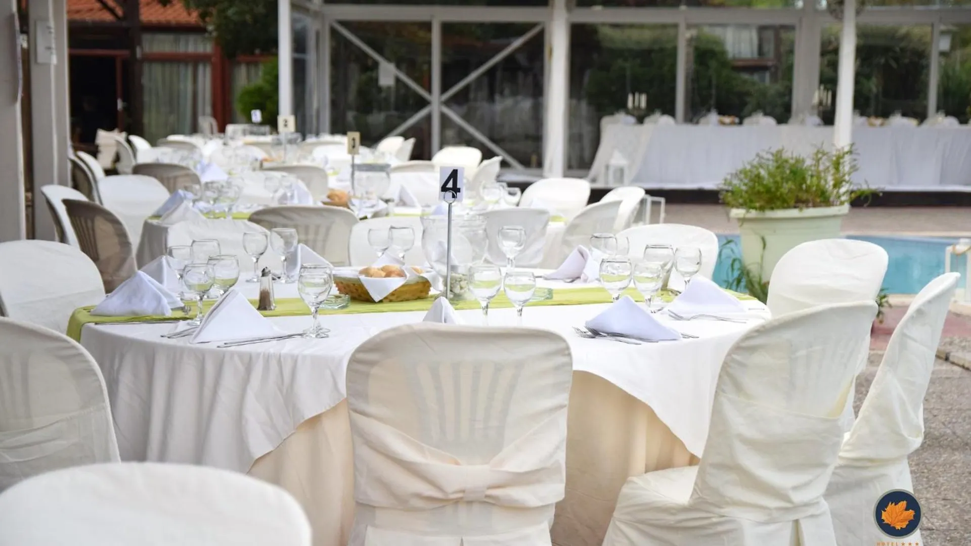 Four Seasons Hotel Trilofo